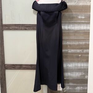Chic Off-Shoulder Black Wedding Dress